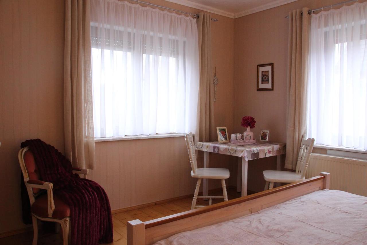 Ferienwohnung Felicitas Wilthen ภายนอก รูปภาพ